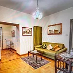 Adorable Flat By Barberini Trevi Fountain