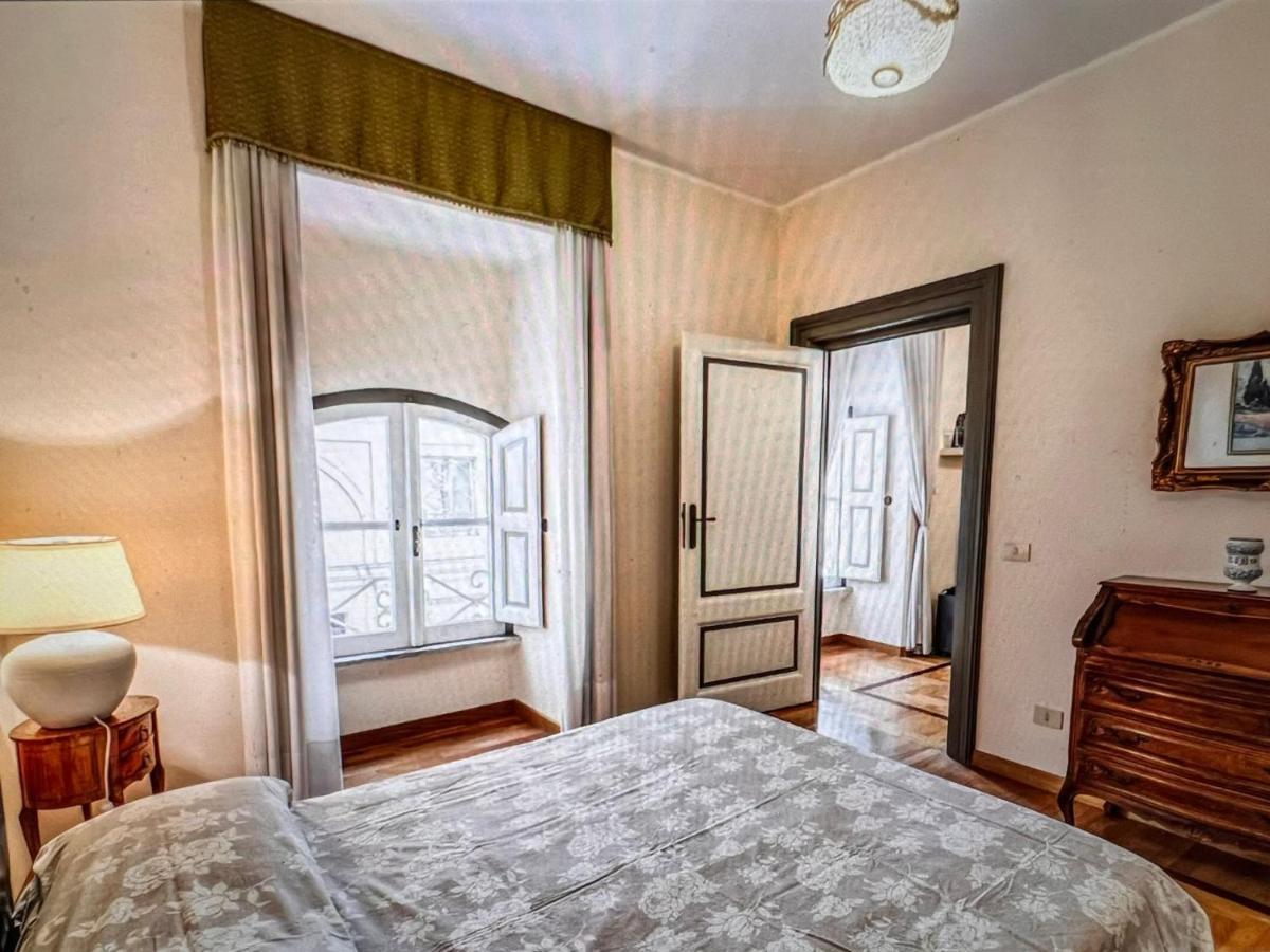 Adorable Flat By Barberini Trevi Fountain * Rom