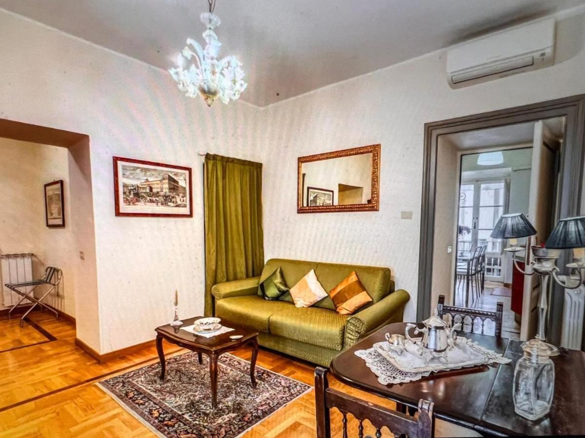 Adorable Flat By Barberini Trevi Fountain Rom