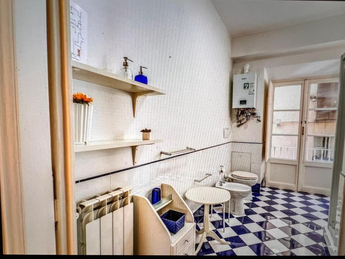 Adorable Flat By Barberini Trevi Fountain Rom