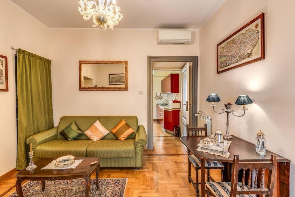 Apartment Adorable Flat By Barberini Trevi Fountain *