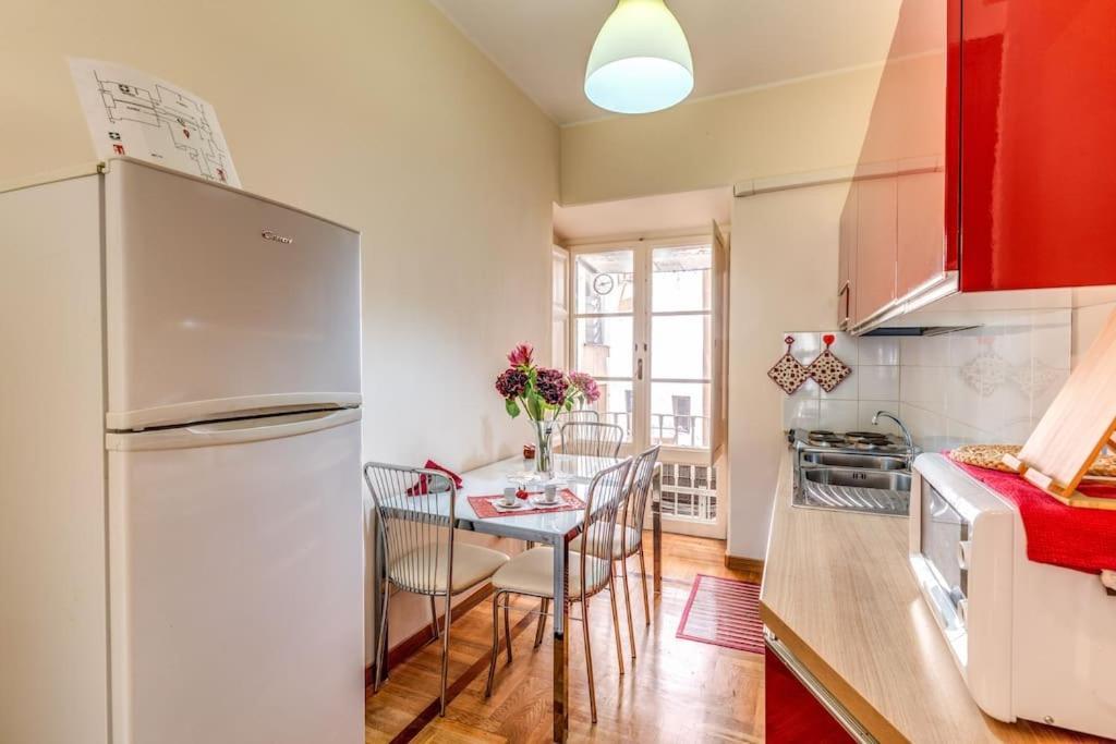Adorable Flat By Barberini Trevi Fountain