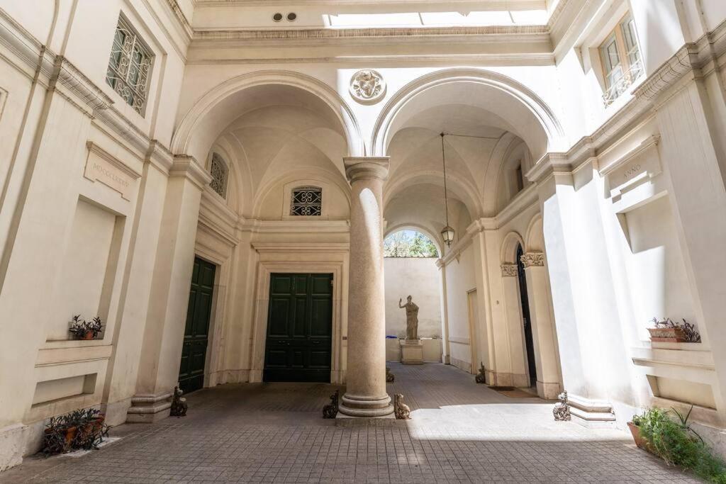 Adorable Flat By Barberini Trevi Fountain *