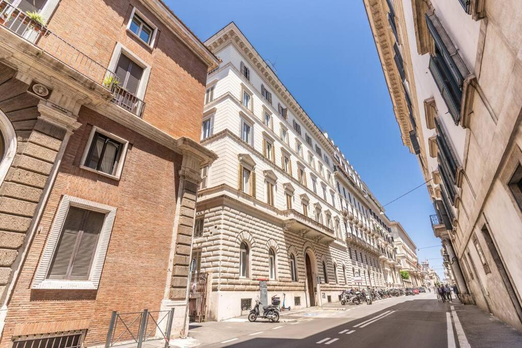 Adorable Flat By Barberini Trevi Fountain *